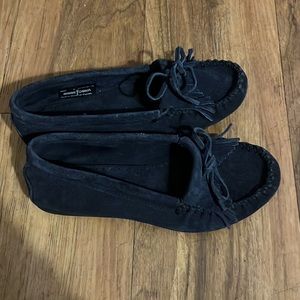 Minnetonka Kilty Moccasin
